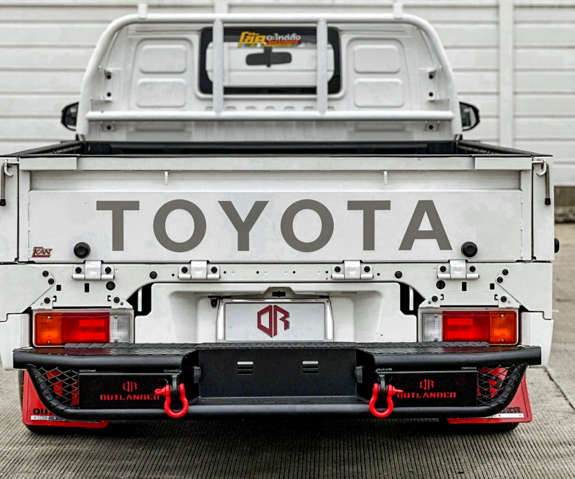 Rear bumper R-8 Toyota LN171