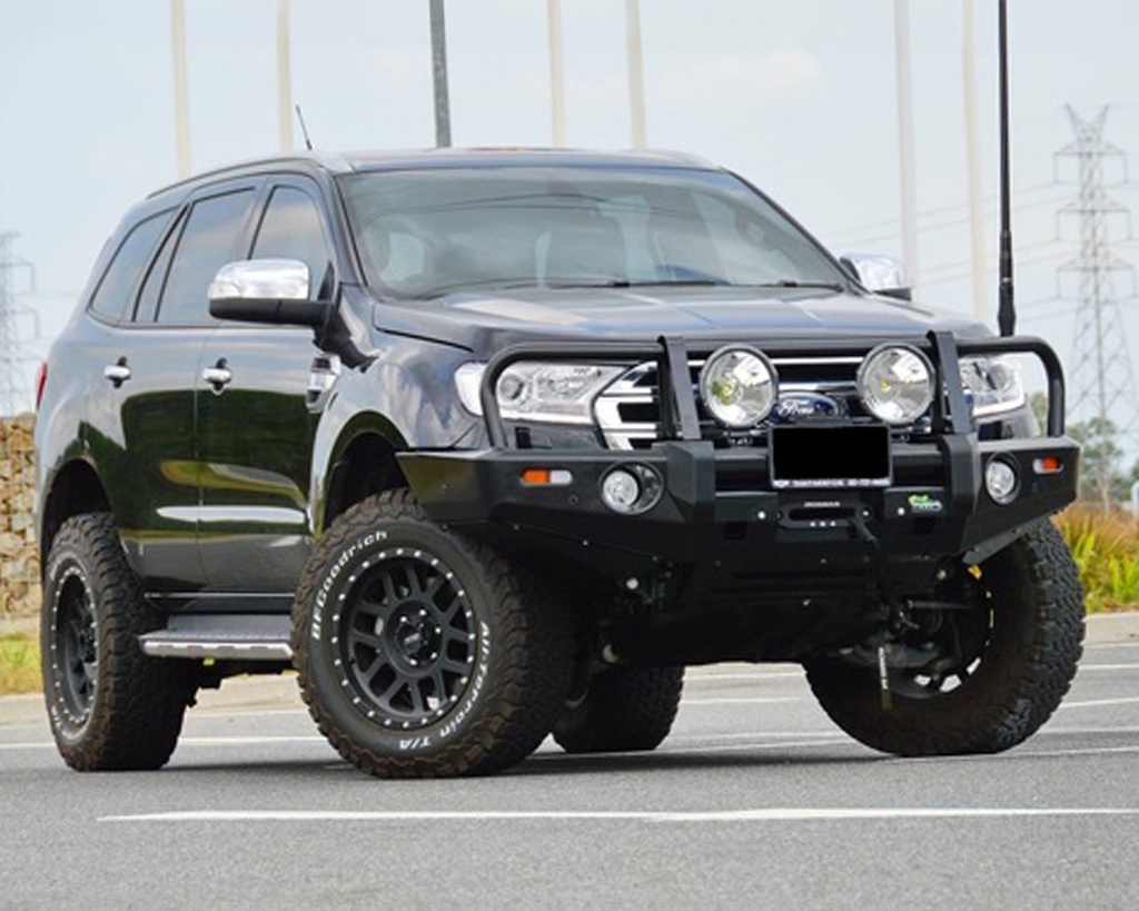 BULL BAR Deluxe (Ford 2016)